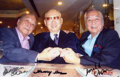 Henry Hsu with Adm Chan Chak's sons Duncan & Donald Chan in March 2006     
    Photo from the Chan family collection ©