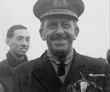 Cdr Hugh Montague RN (Retd) & Lt-Commander Hsu Heng (Henry) ROC in Kukong 6th January 1942 ©
